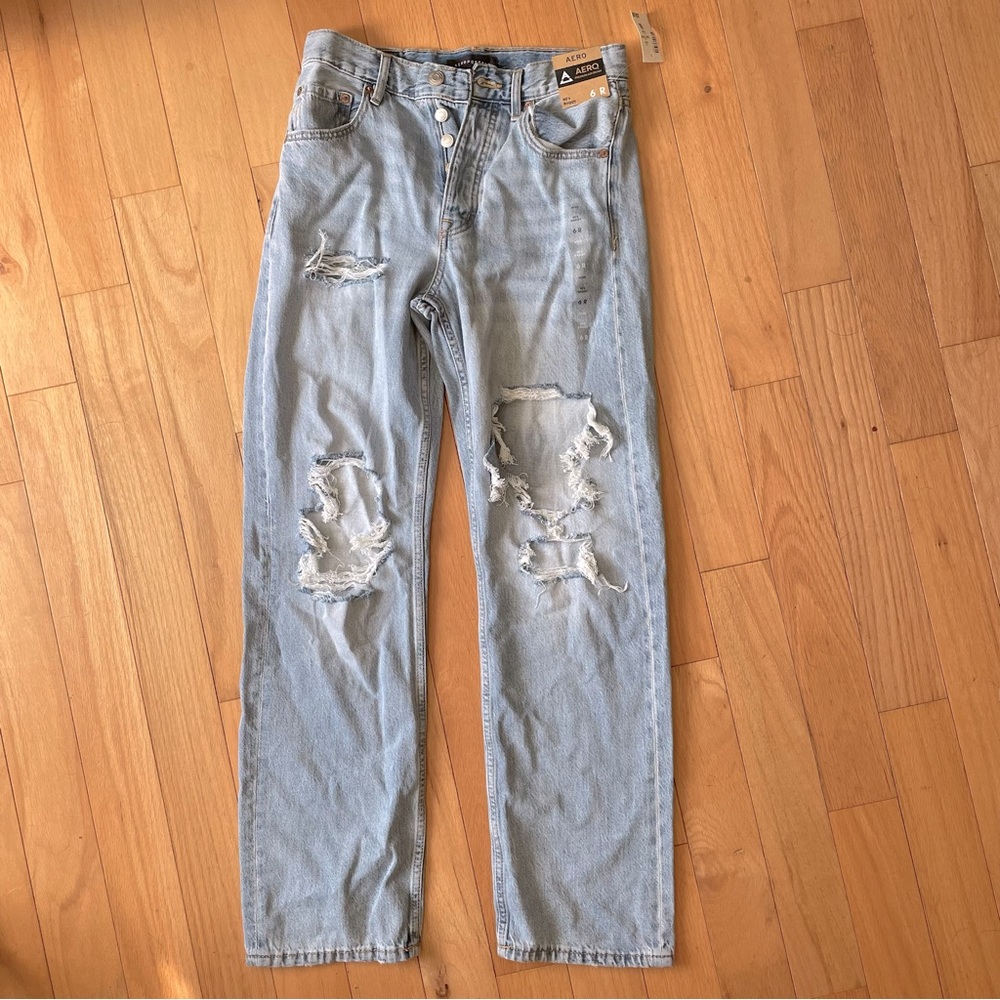 Aero 90's Baggy Jeans